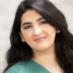 Frau Bayat